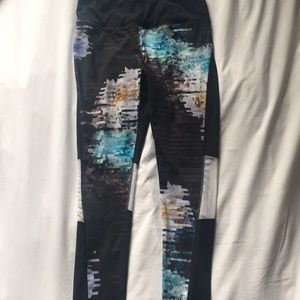 Abstract Leggings